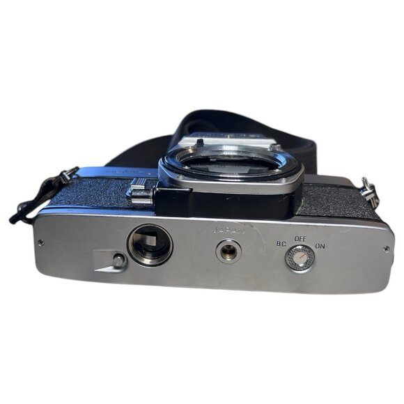 Minolta Camera SRT 101b Silver SLR 35mm Film Body Only Japan - Picture 2 of 10